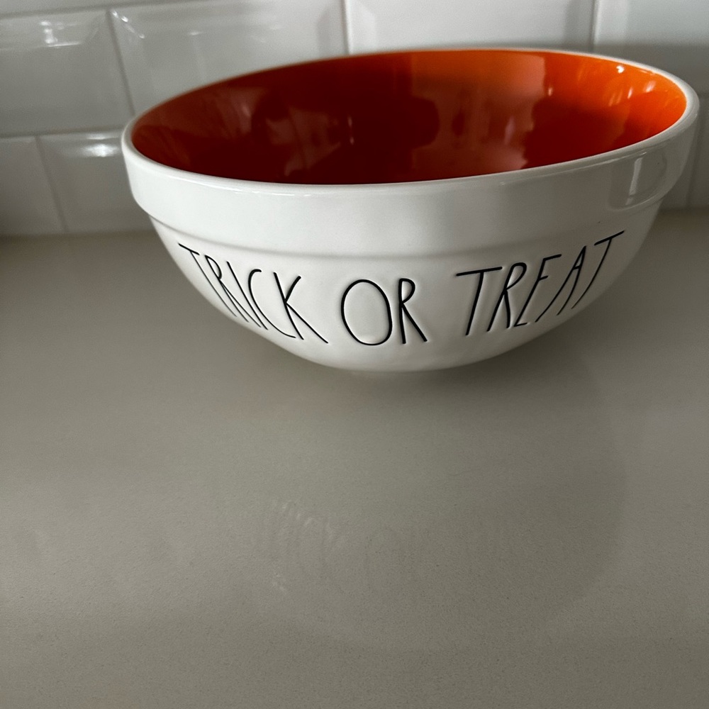 Rae dunn Halloween bowl